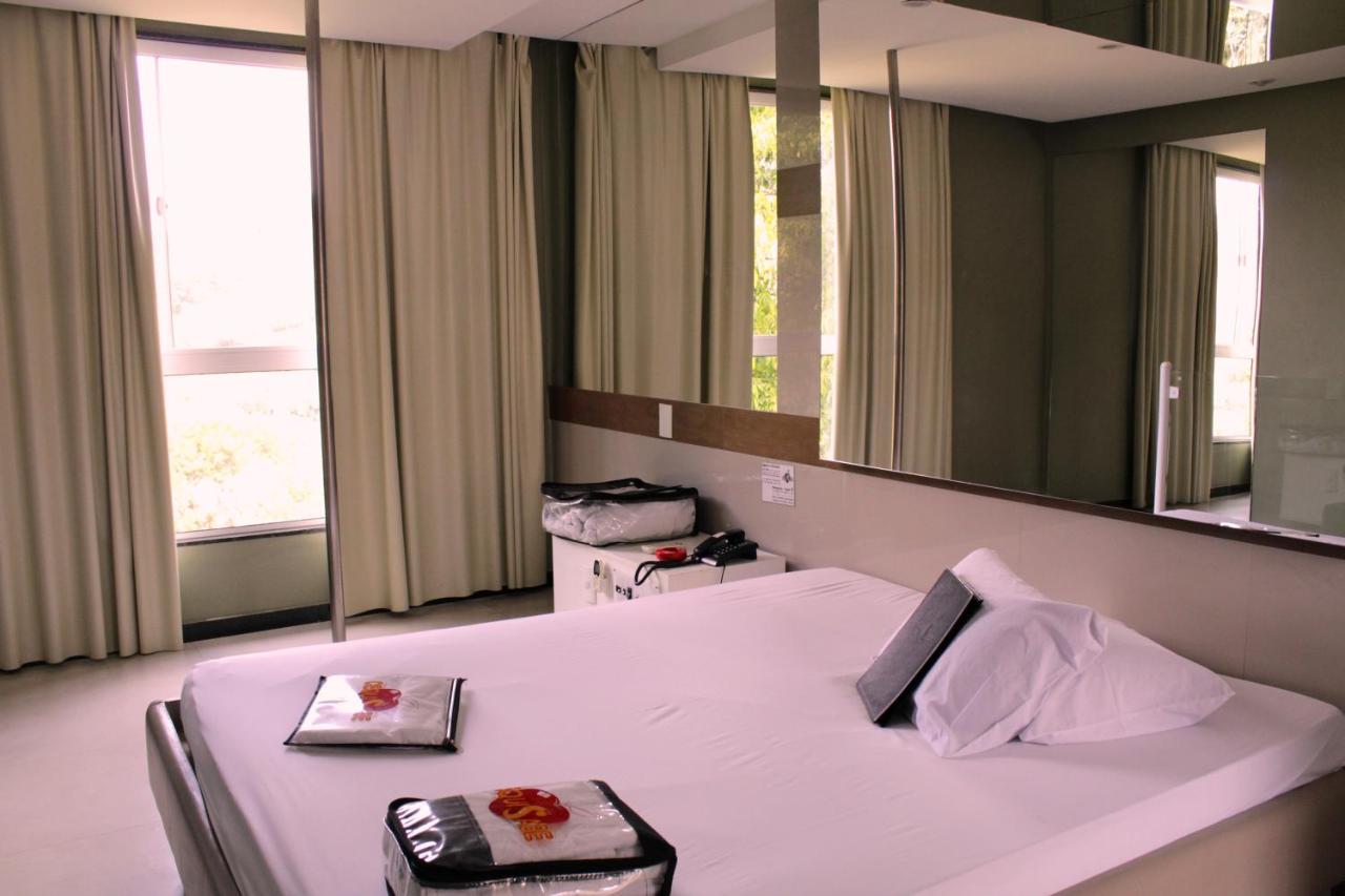 Motel Cequisabe (Adults Only) Juiz de Fora Eksteriør billede